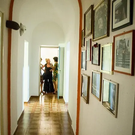Vendégház Casa Su Rotaie