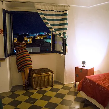 Vendégház Casa Su Rotaie *